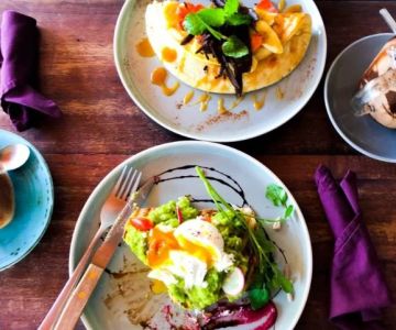 How Brunch Restaurants Are Attracting a Younger Crowd With Innovative Menus
