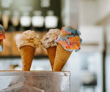 Discovering Ice Cream Shops That Host Seasonal Events and Tastings