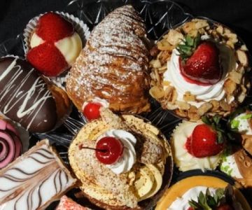 Best Pastry Shops for Eclairs Near Me: A Delicate and Decadent Dessert
