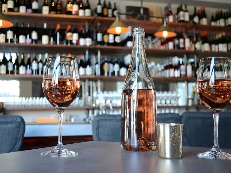 How to Find the Best Wine Bars Near Me: A Guide to Sipping in Style