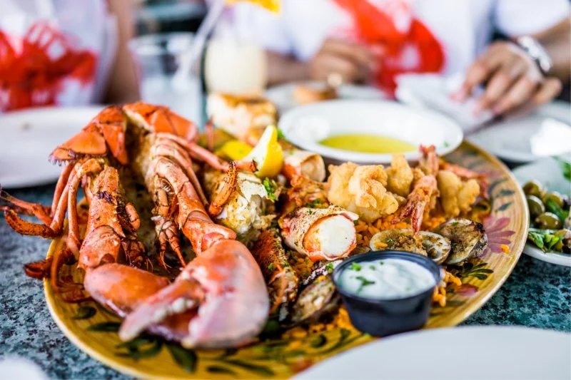 Top 5 Seafood Restaurants Near Me That Serve Fresh Catch Daily