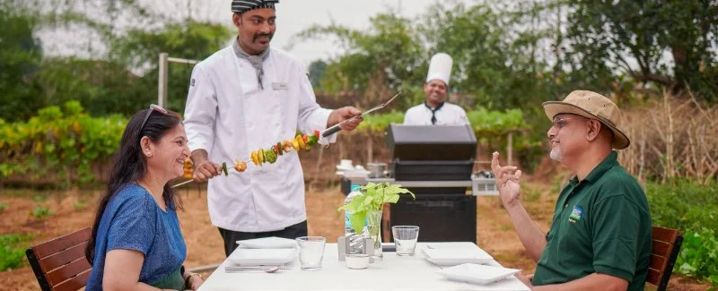 Farm-to-Fork Dining: Where to Find the Best Locally Sourced Menus Near Me