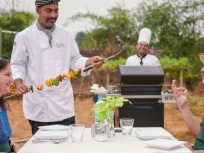 Farm-to-Fork Dining: Where to Find the Best Locally Sourced Menus Near Me