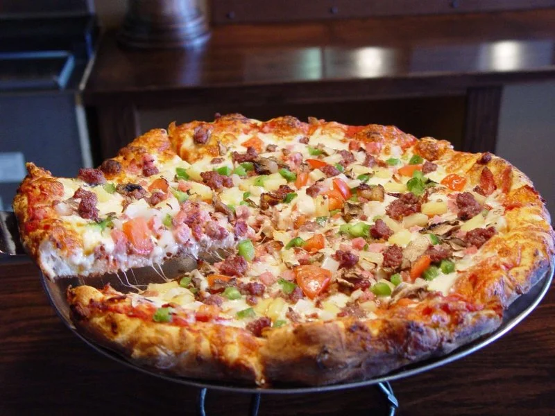 The Best Pizza Restaurants Near Me: Where to Get the Best Slice in Town | Dine Droop