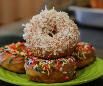 Best Vegan Donuts Near Me: Plant-Based Treats That Are Just as Delicious | Dine Droop