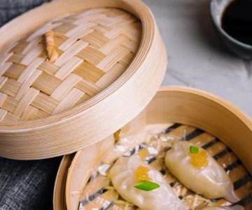 Best Dim Sum with Shrimp Dumplings Near Me: A Delicious Bite-Sized Treat