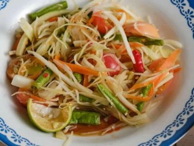 A Complete Guide to Finding Laotian Restaurants Near Me Serving Larb Papaya Salad and Khao Poon