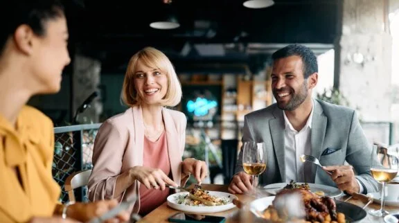 Casual Dining Sales Growth Statistics in 2025