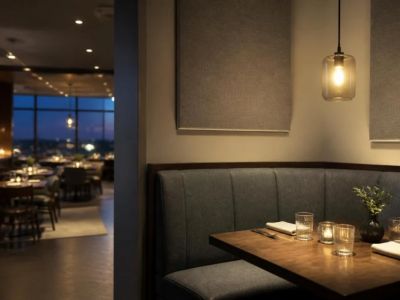 Restaurant Noise Level: Check the Sound Before You Book